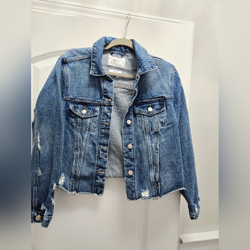 Vervet Los Angeles Classic Fit Medium DistresseVibrant Women's Blue Denim Jacket